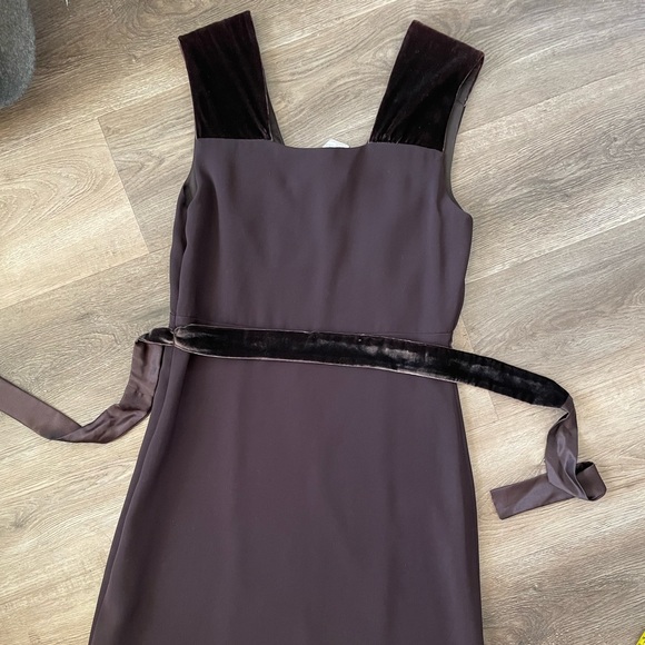 Max Mara Espresso Brown Pleated Fit and Flare Dress Velvet Sash Tie Midi 40 8 - Picture 5 of 13